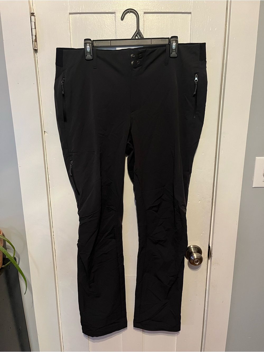 REI Black Women's Cargo Pants - Outdoor Stretch